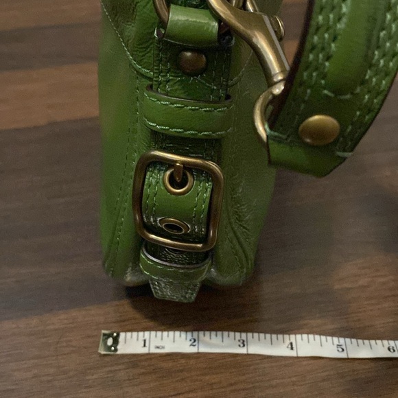 Coach Vintage 2008 Zoe Patent Leather Small Shoulder Bag - Picture 7 of 16